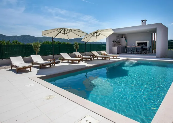 Miamare By Guide Villa Buk Vlaka