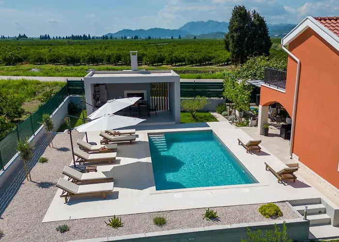 Villa Miamare By Guide *